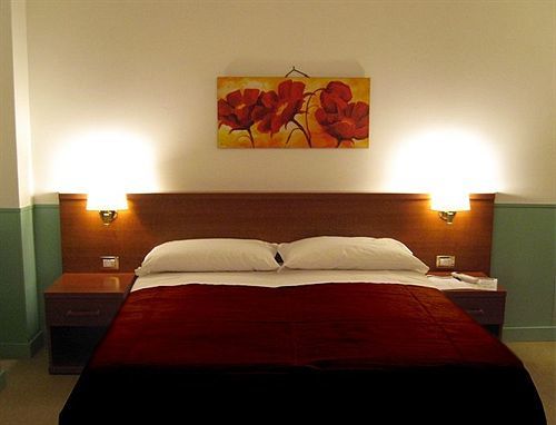 Frühstückspension Hold - Luxury 2*